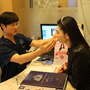 走訪醫(yī)院并商談